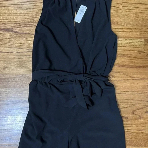 NEW Banana Republic Black Sleek Jumpsuit Sz 2 - Picture 5 of 6